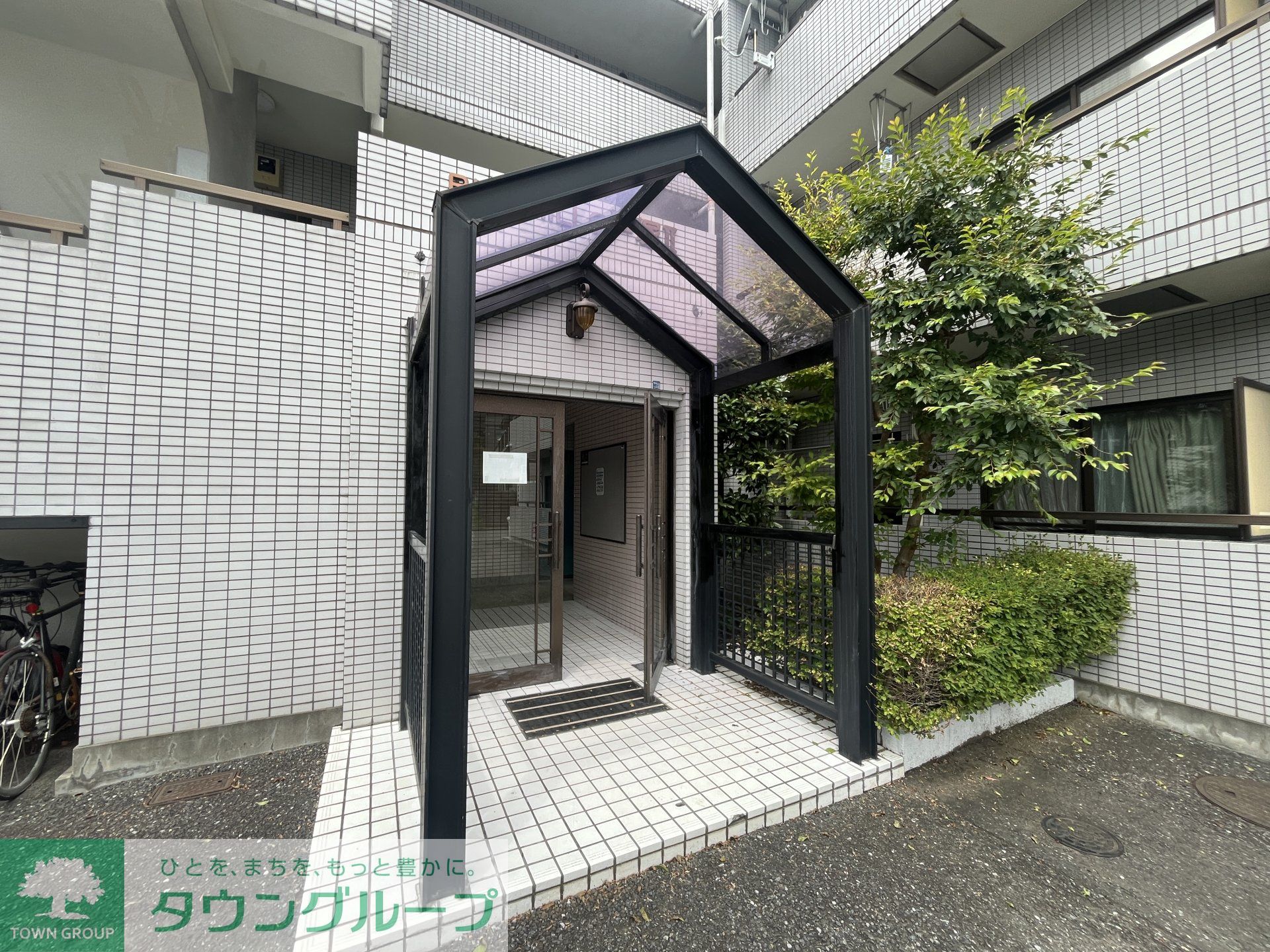 建物エントランス