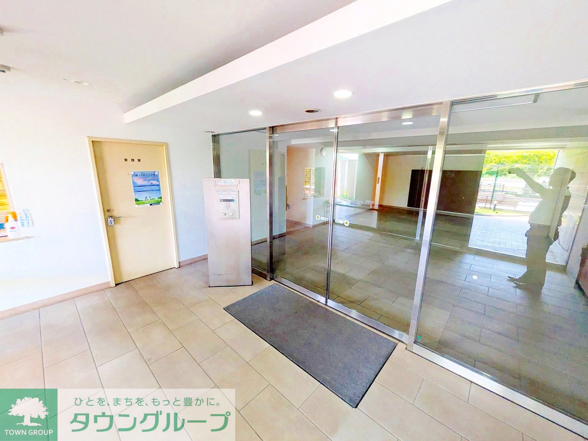 建物エントランス