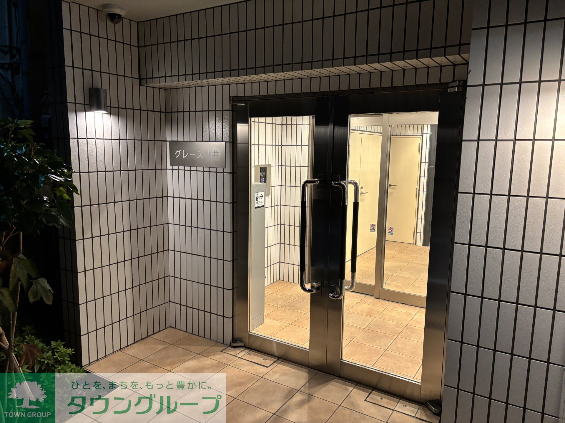 建物エントランス