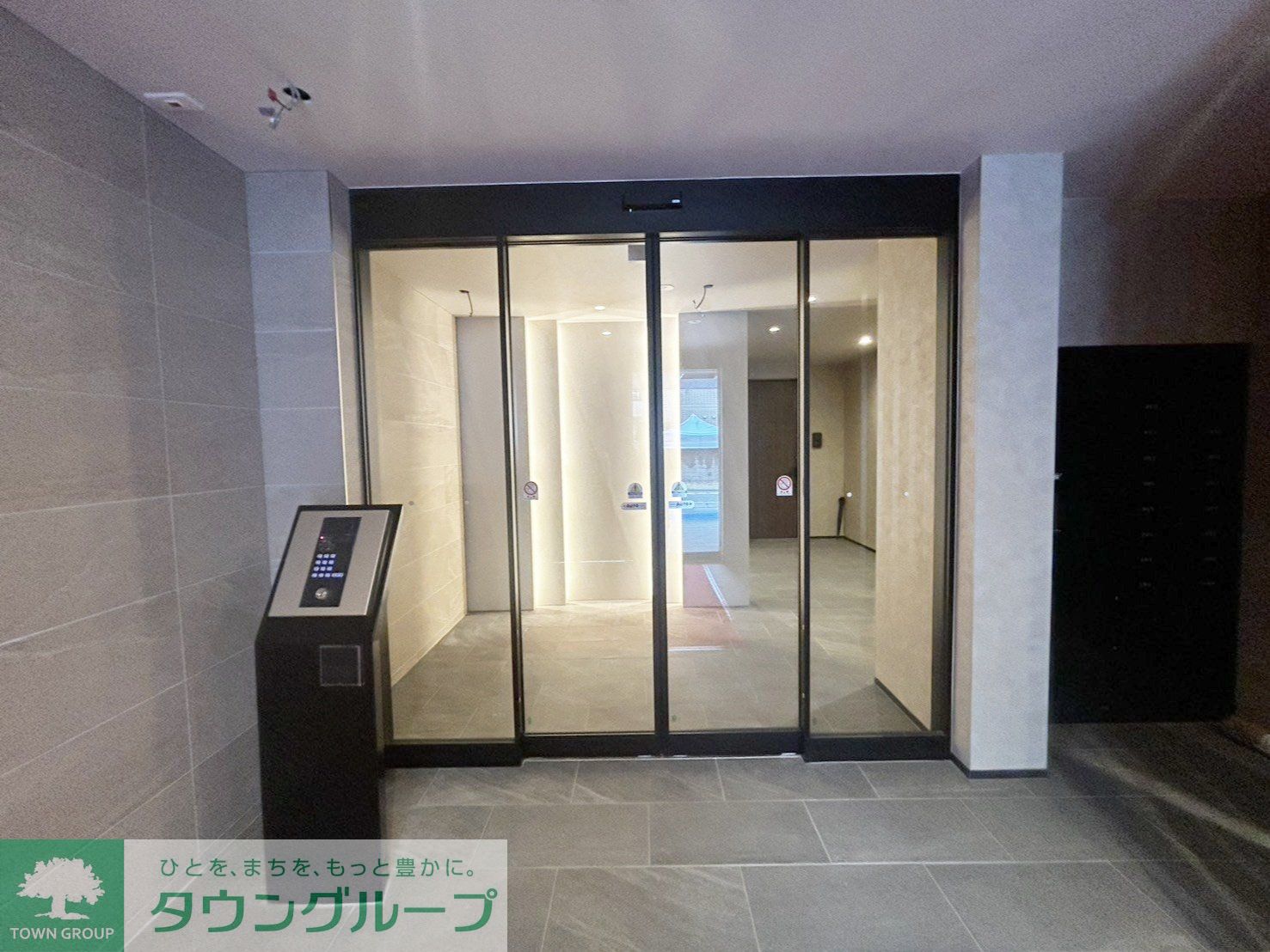 建物エントランス