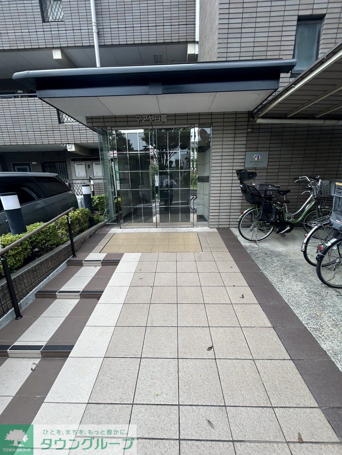 建物エントランス