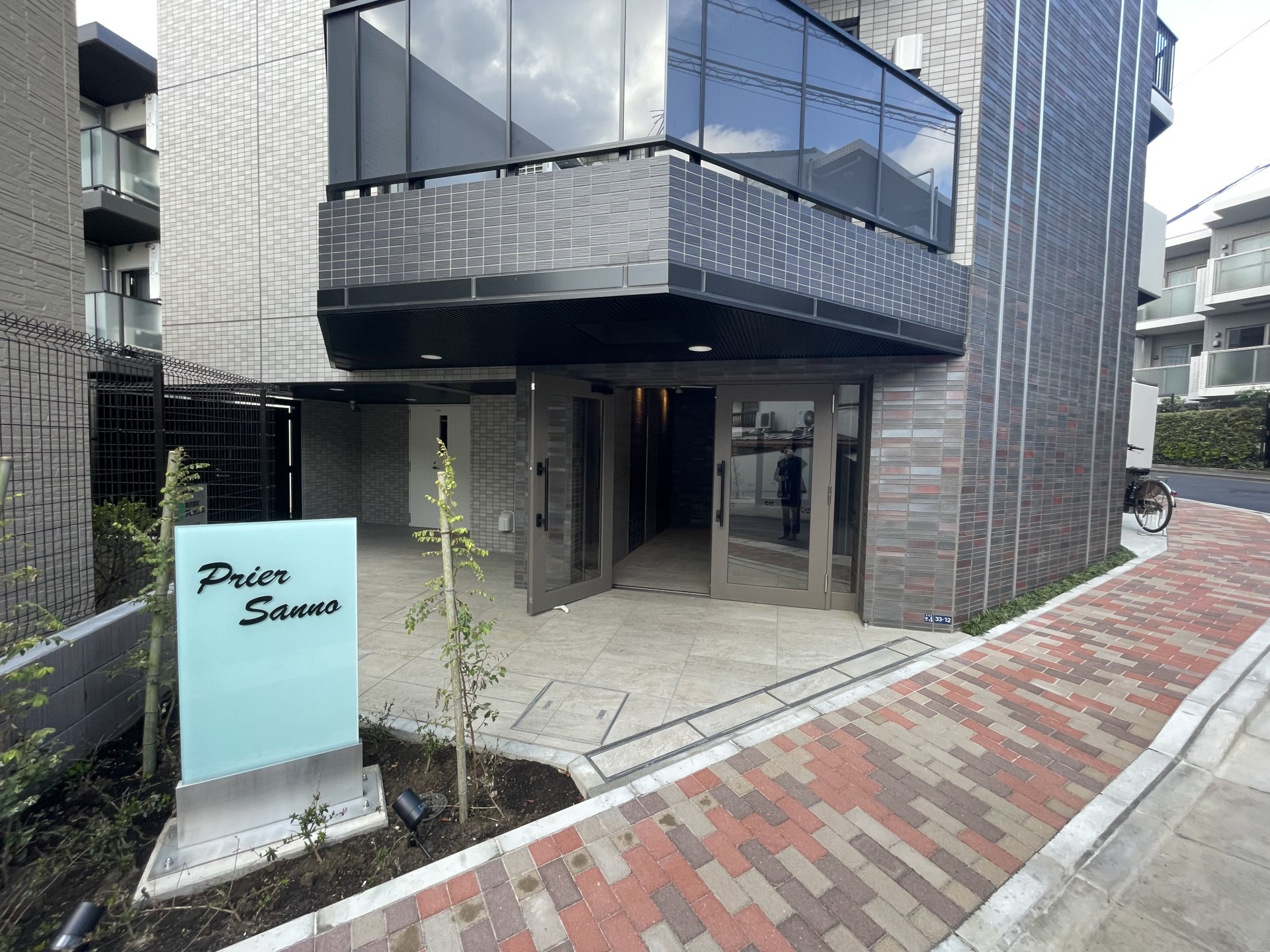 建物エントランス