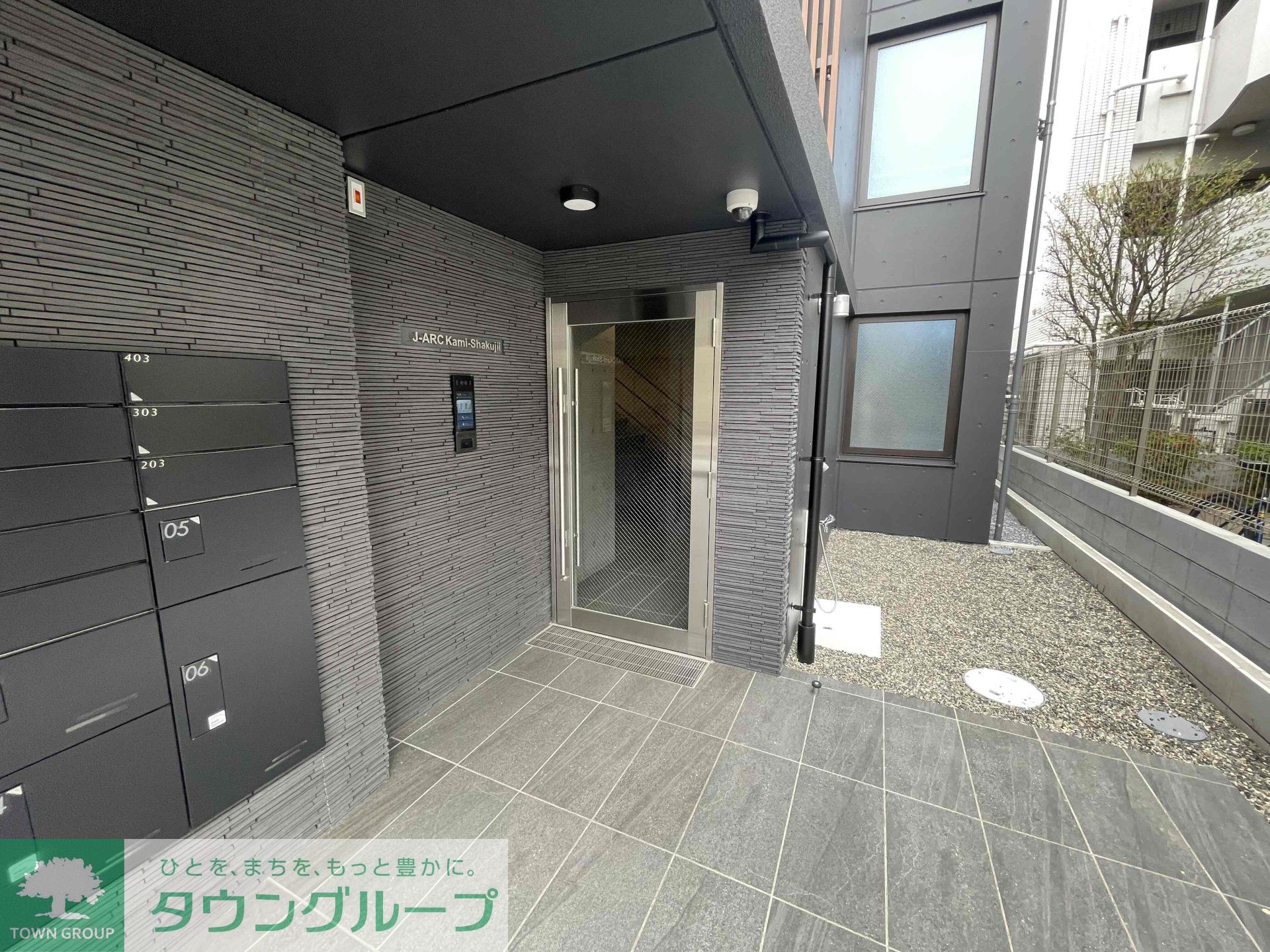 建物エントランス