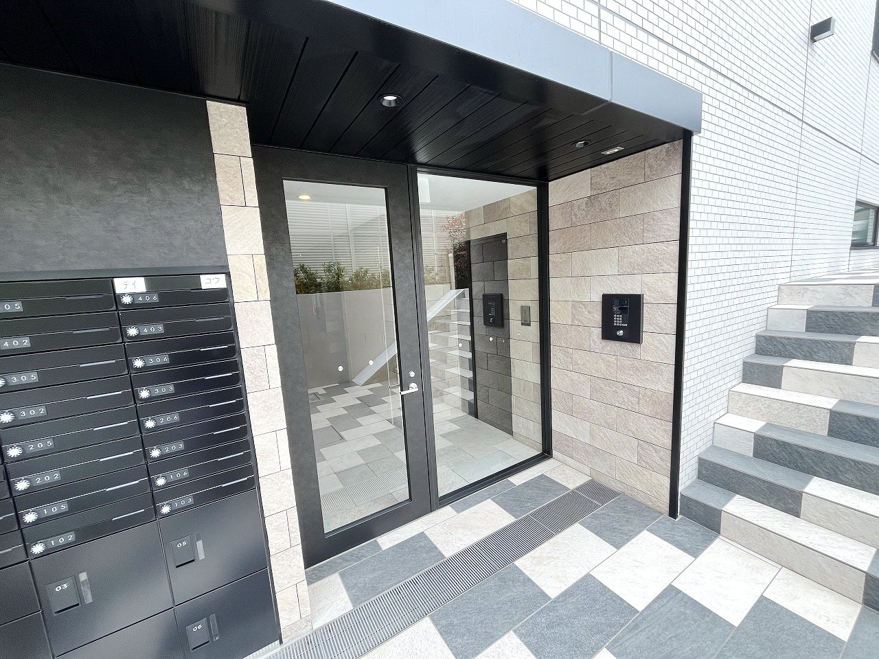 建物エントランス