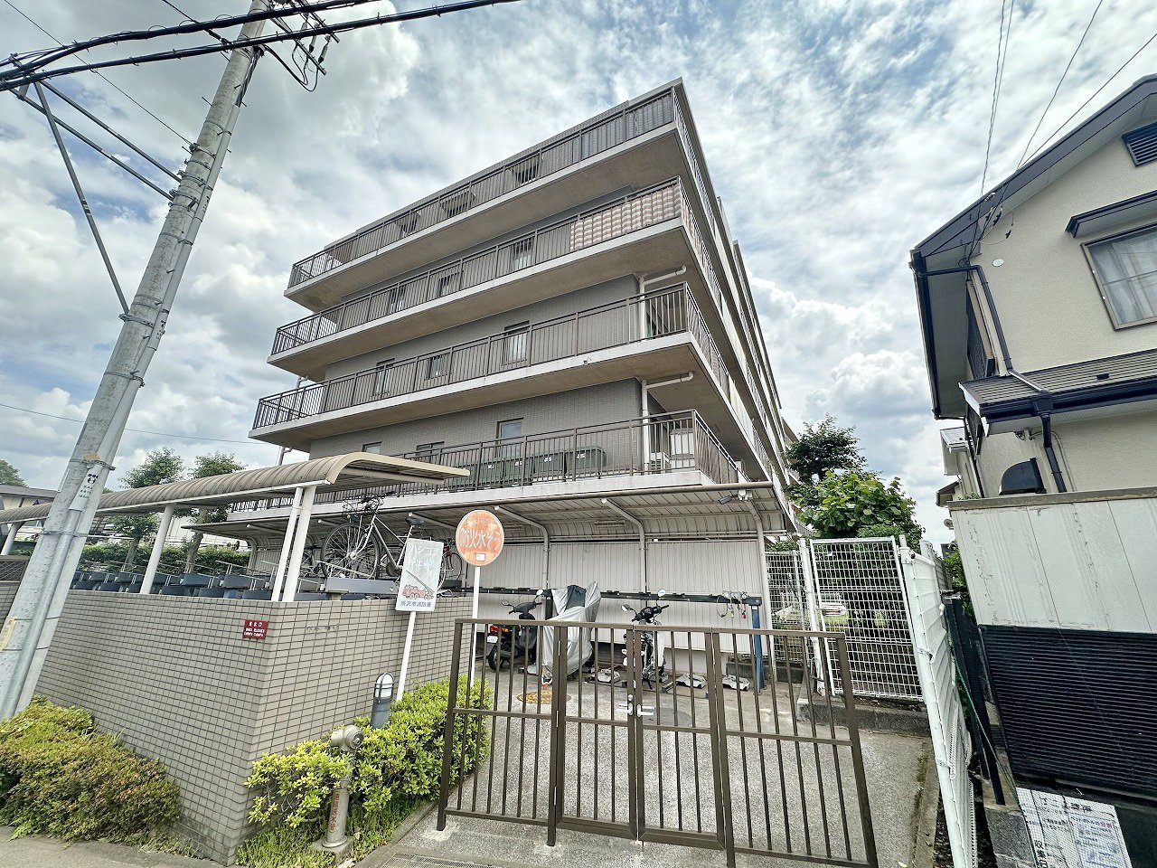 建物外観