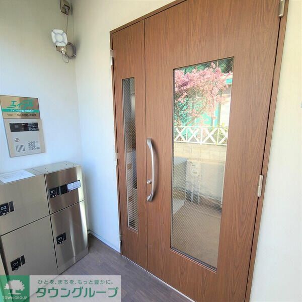 建物エントランス