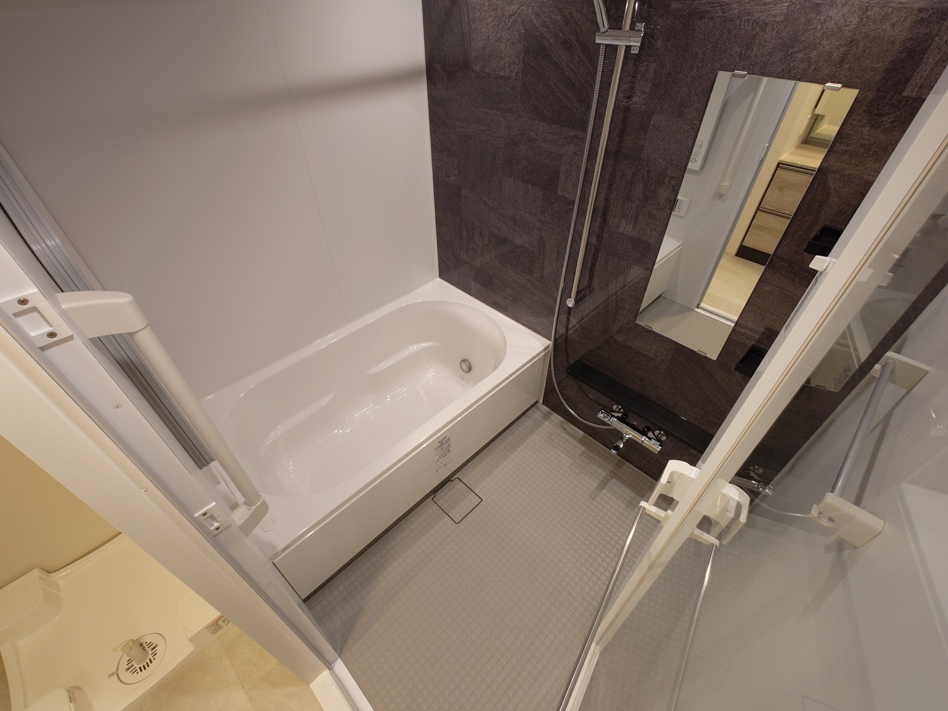 シャワールーム