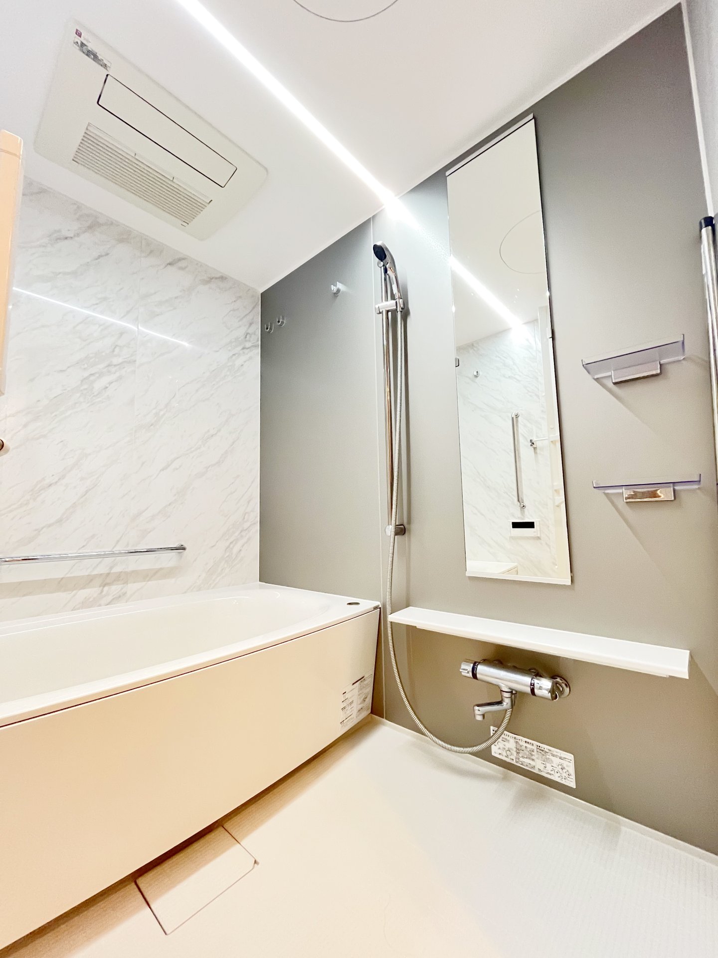 シャワールーム