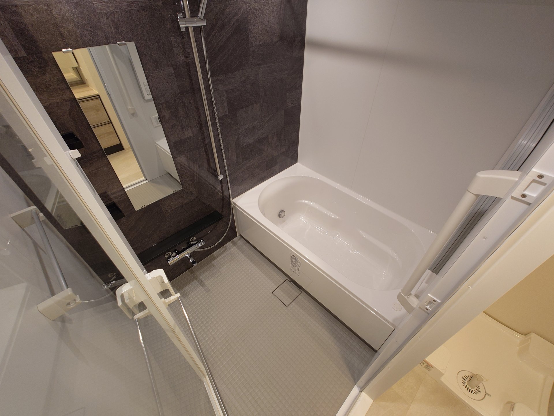 シャワールーム