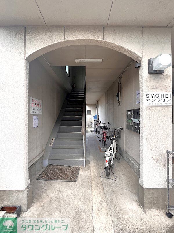 建物エントランス