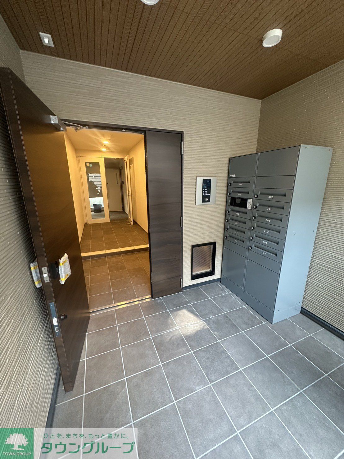 建物エントランス