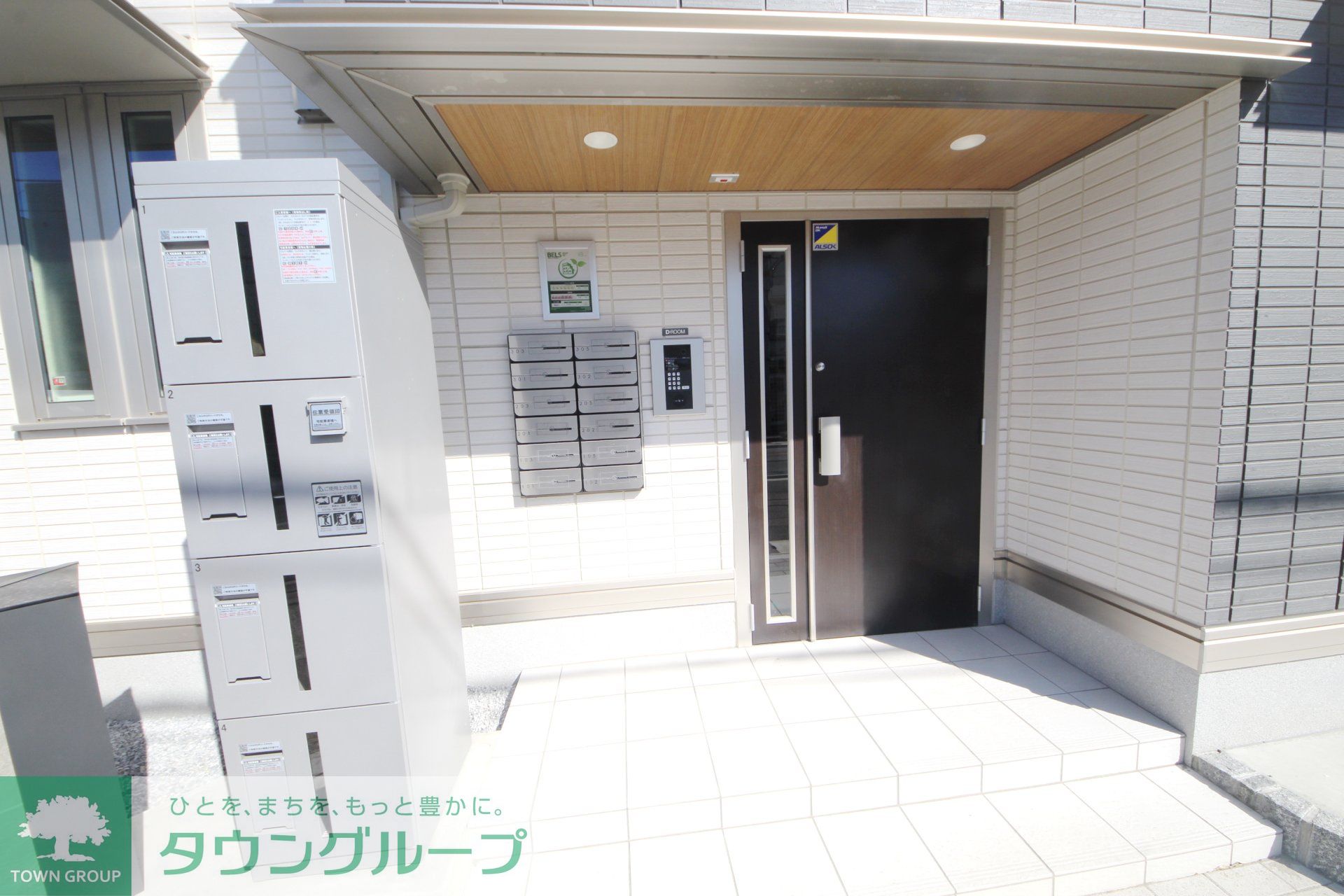 建物エントランス