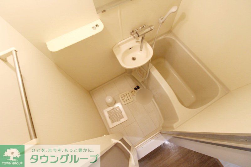 シャワールーム