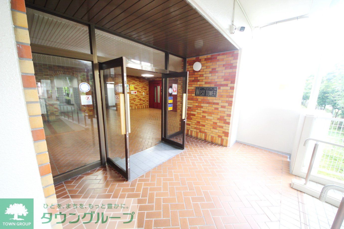 建物エントランス