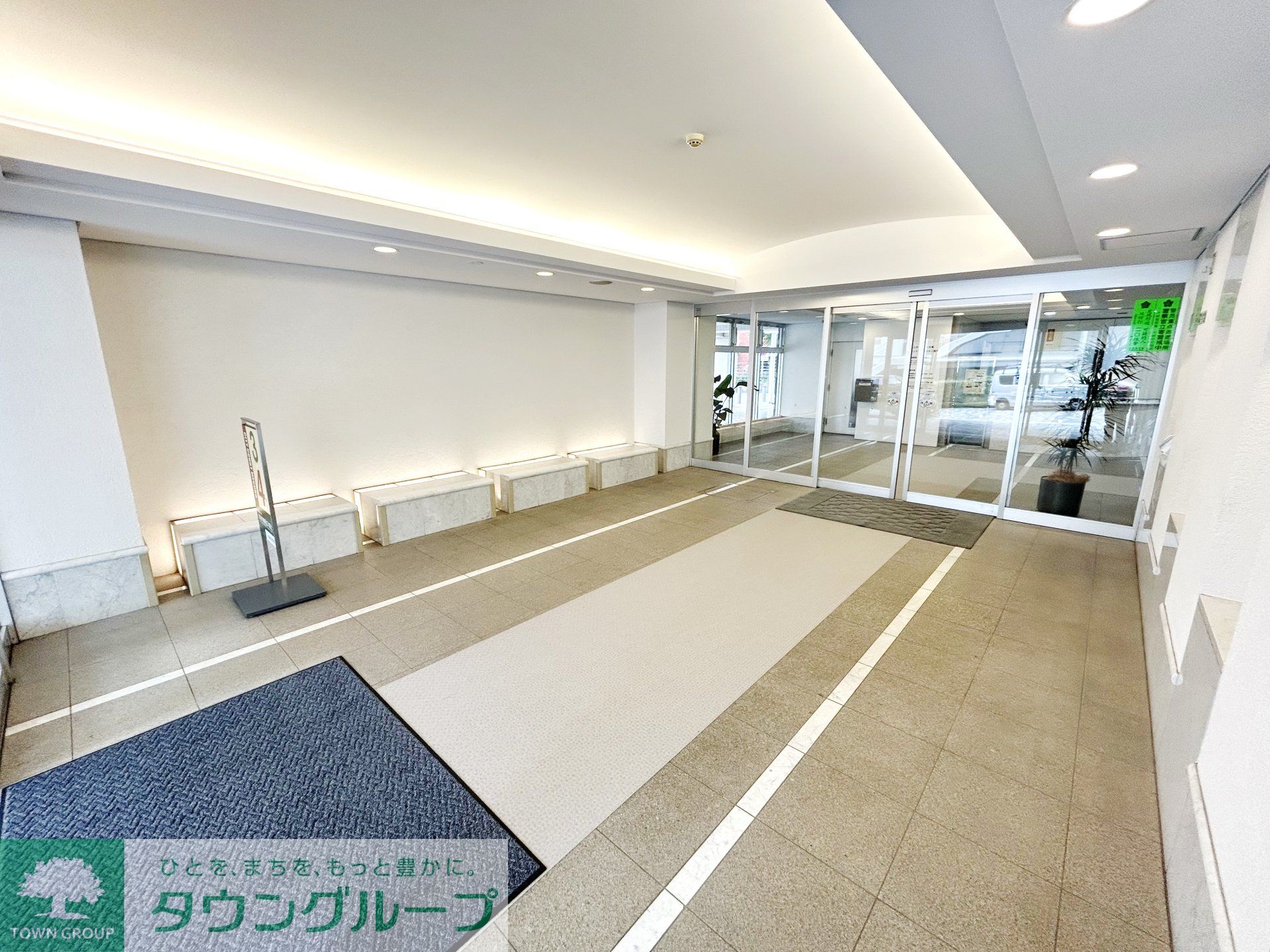 建物エントランス