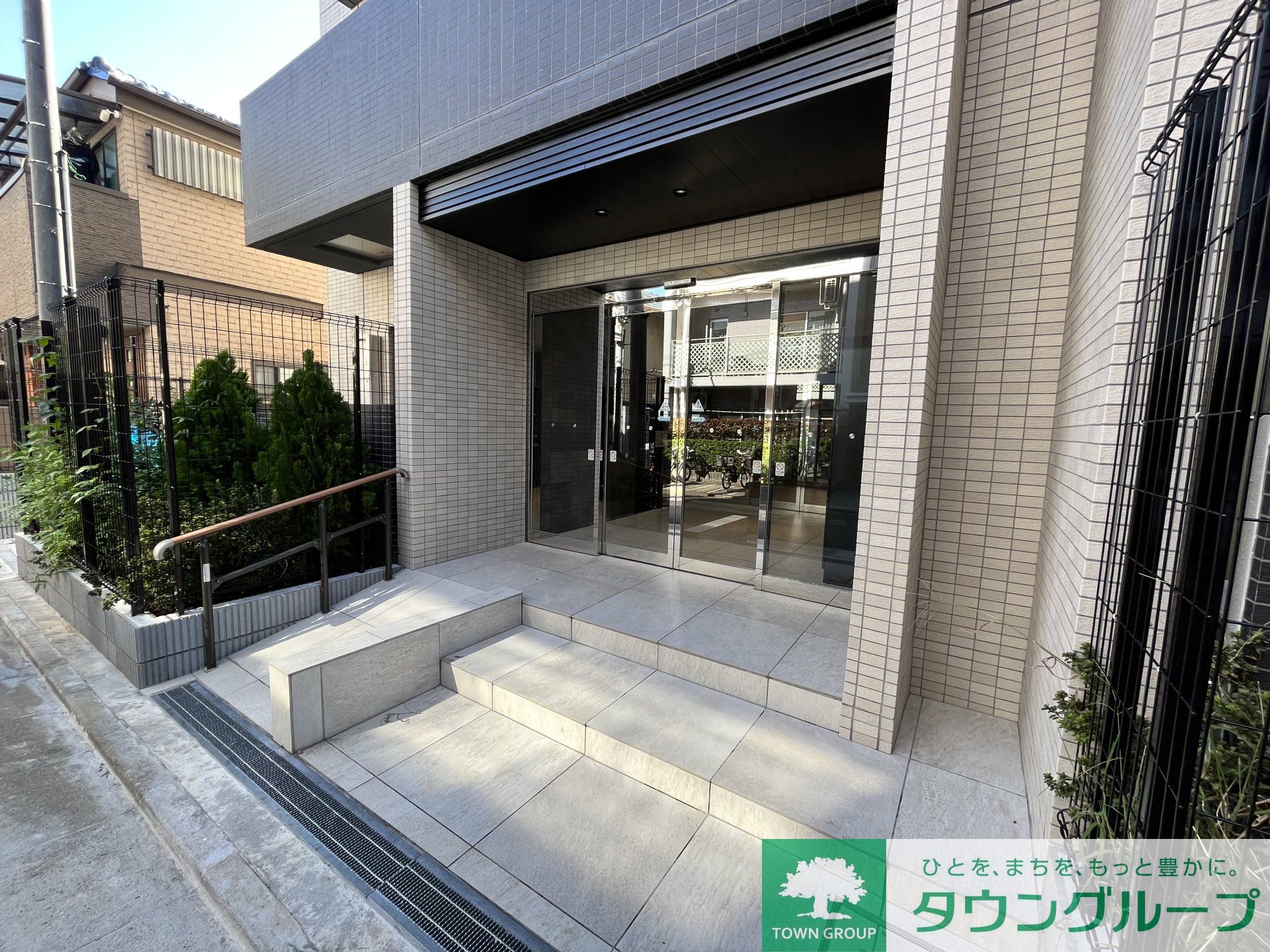 建物エントランス