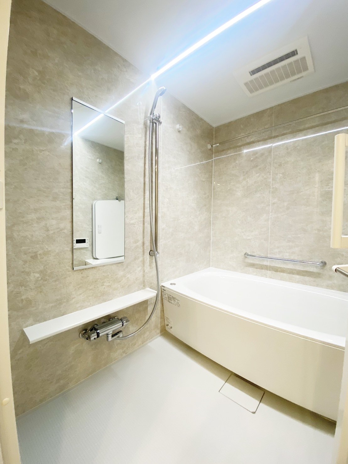 シャワールーム