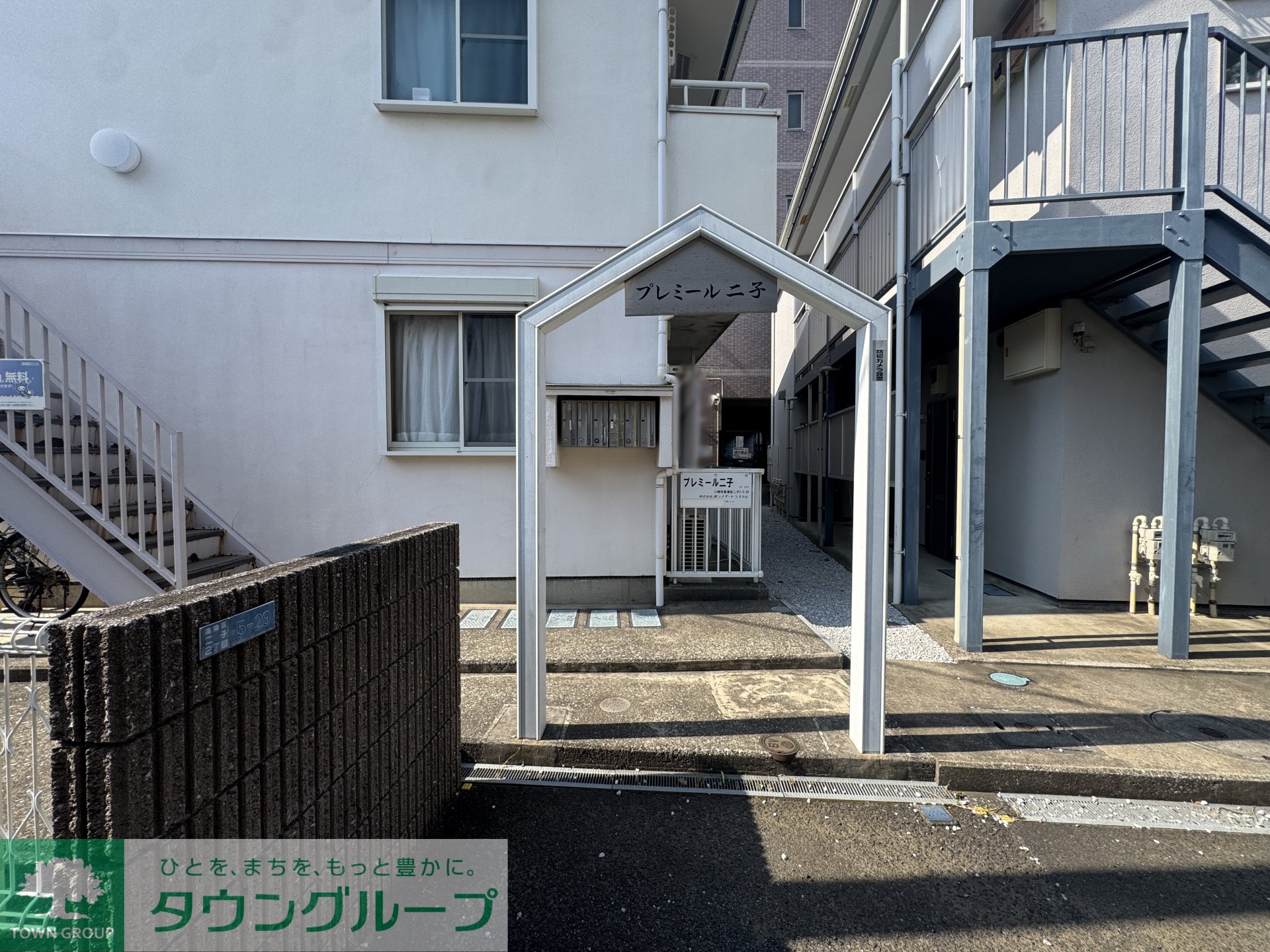 建物エントランス