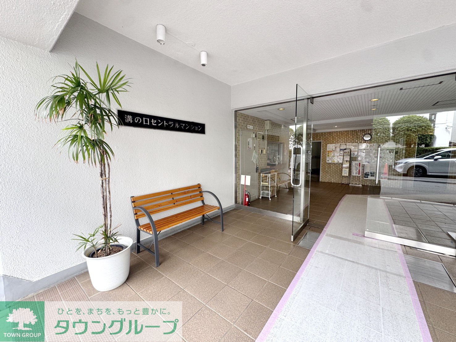 建物エントランス