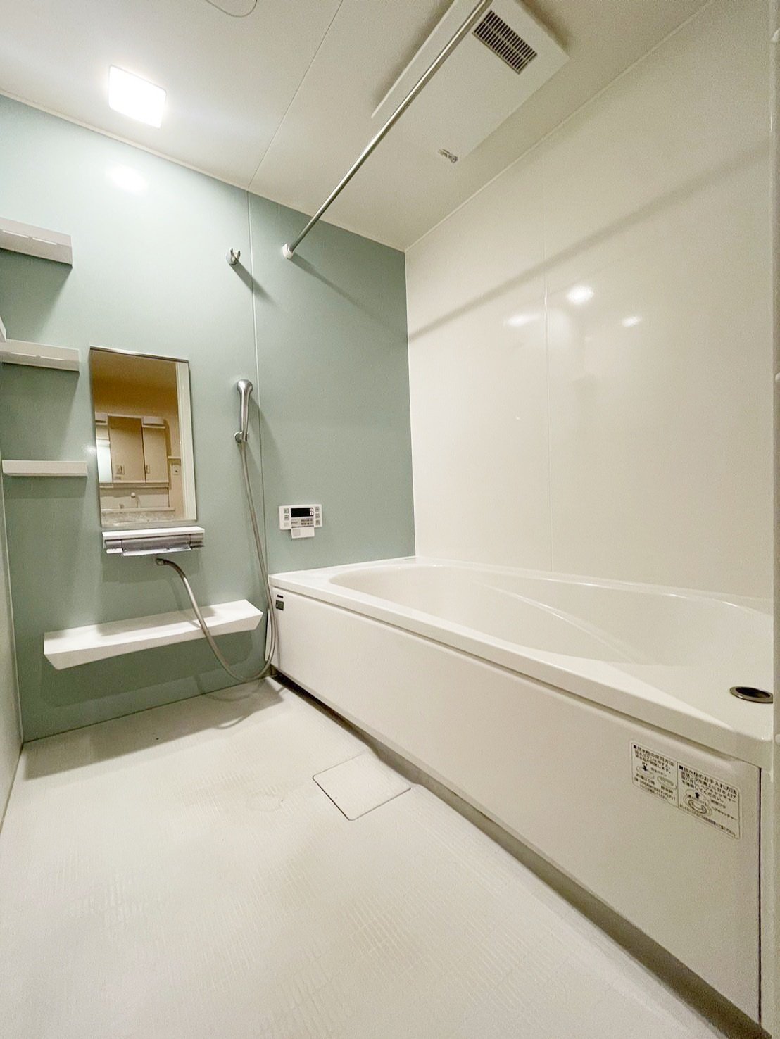 シャワールーム