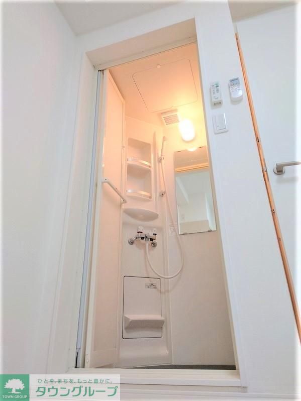 シャワールーム