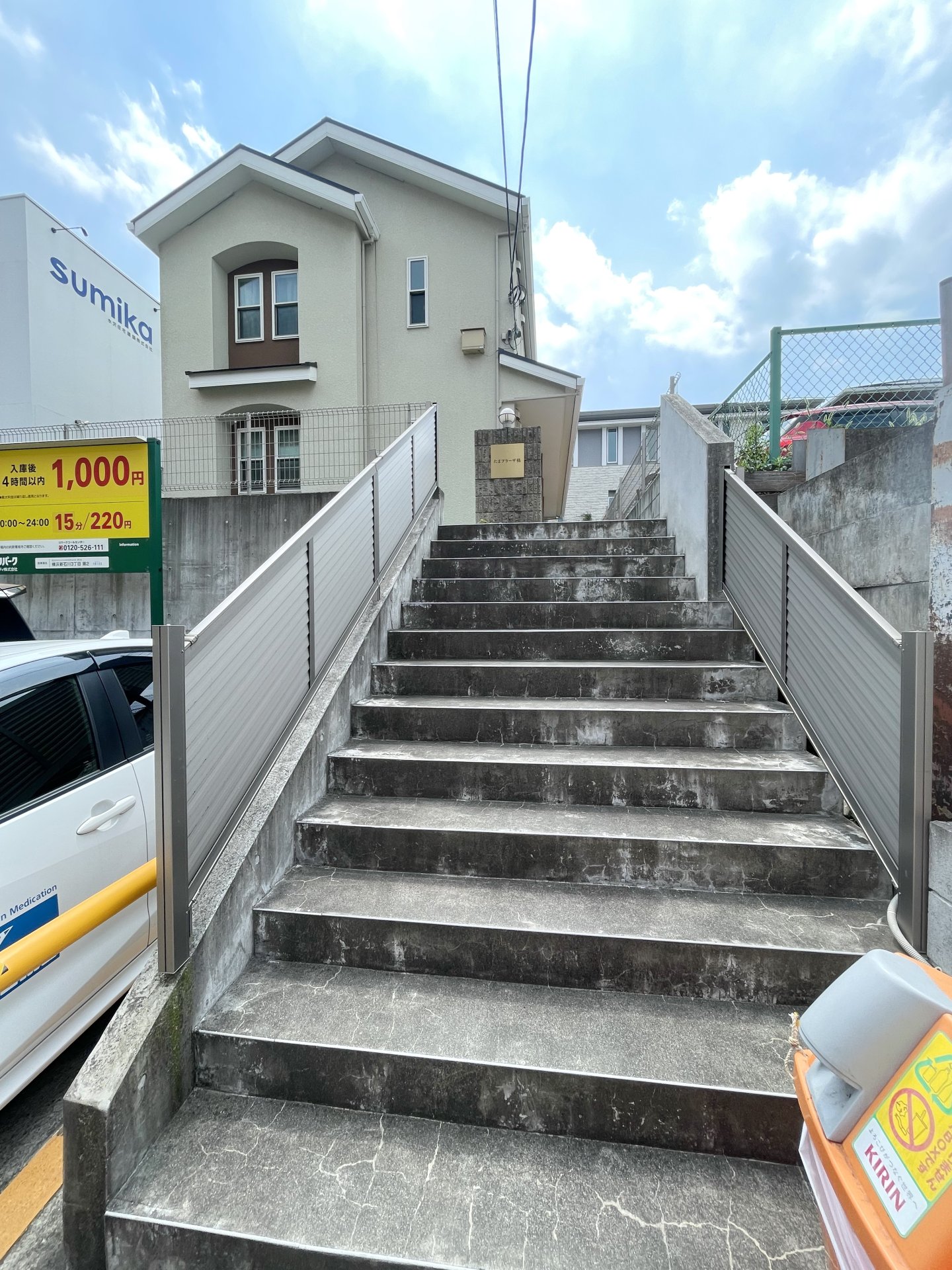 建物エントランス