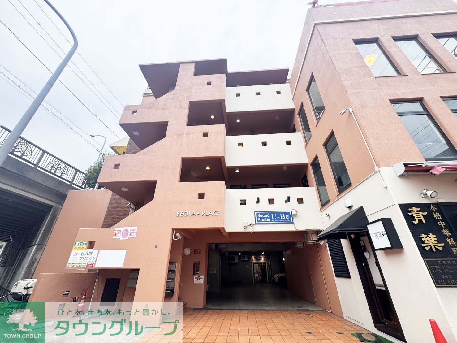 建物エントランス