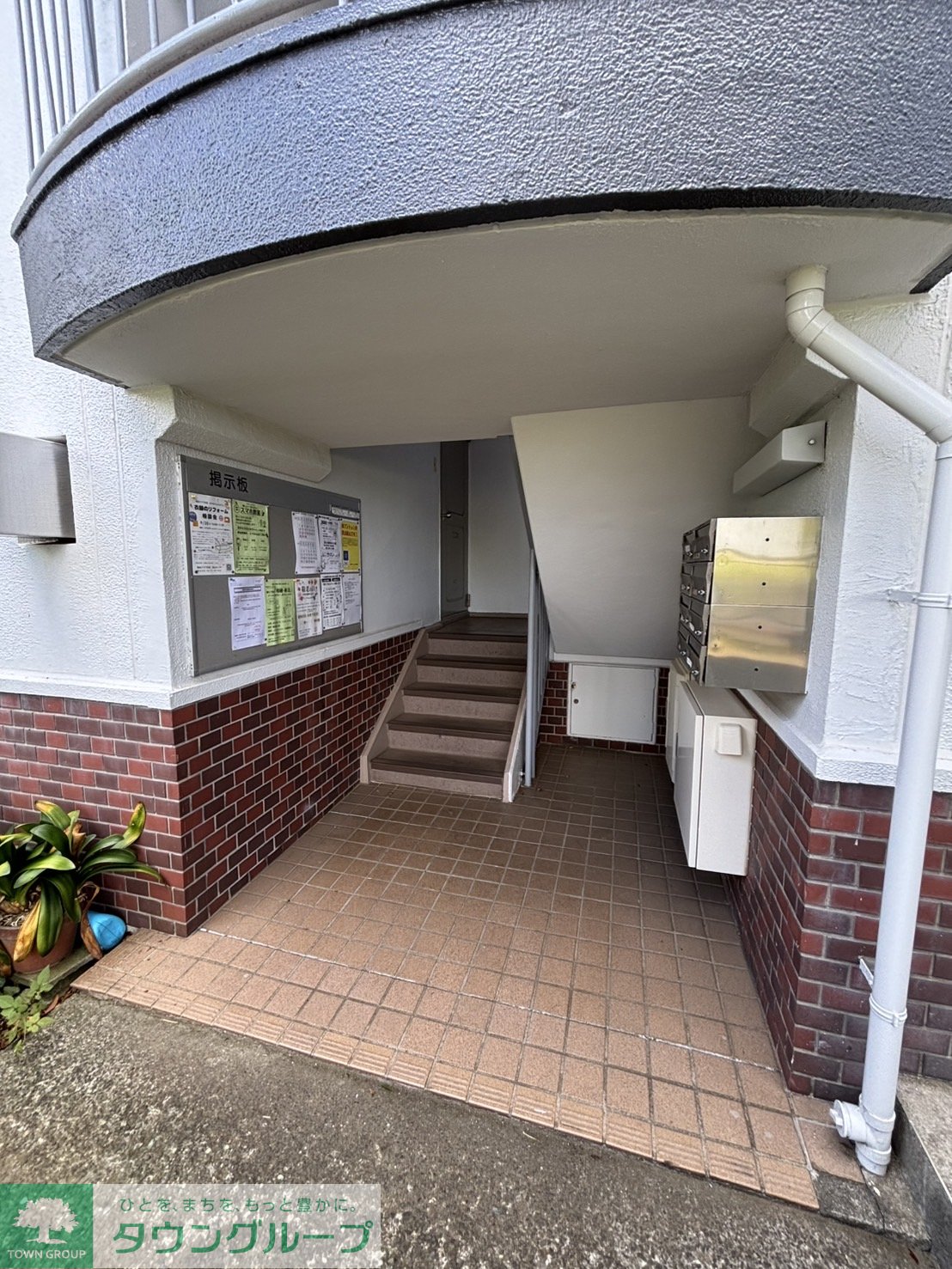 建物エントランス