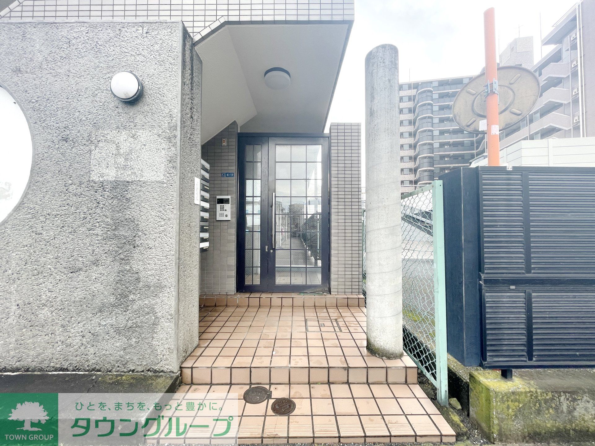 建物エントランス