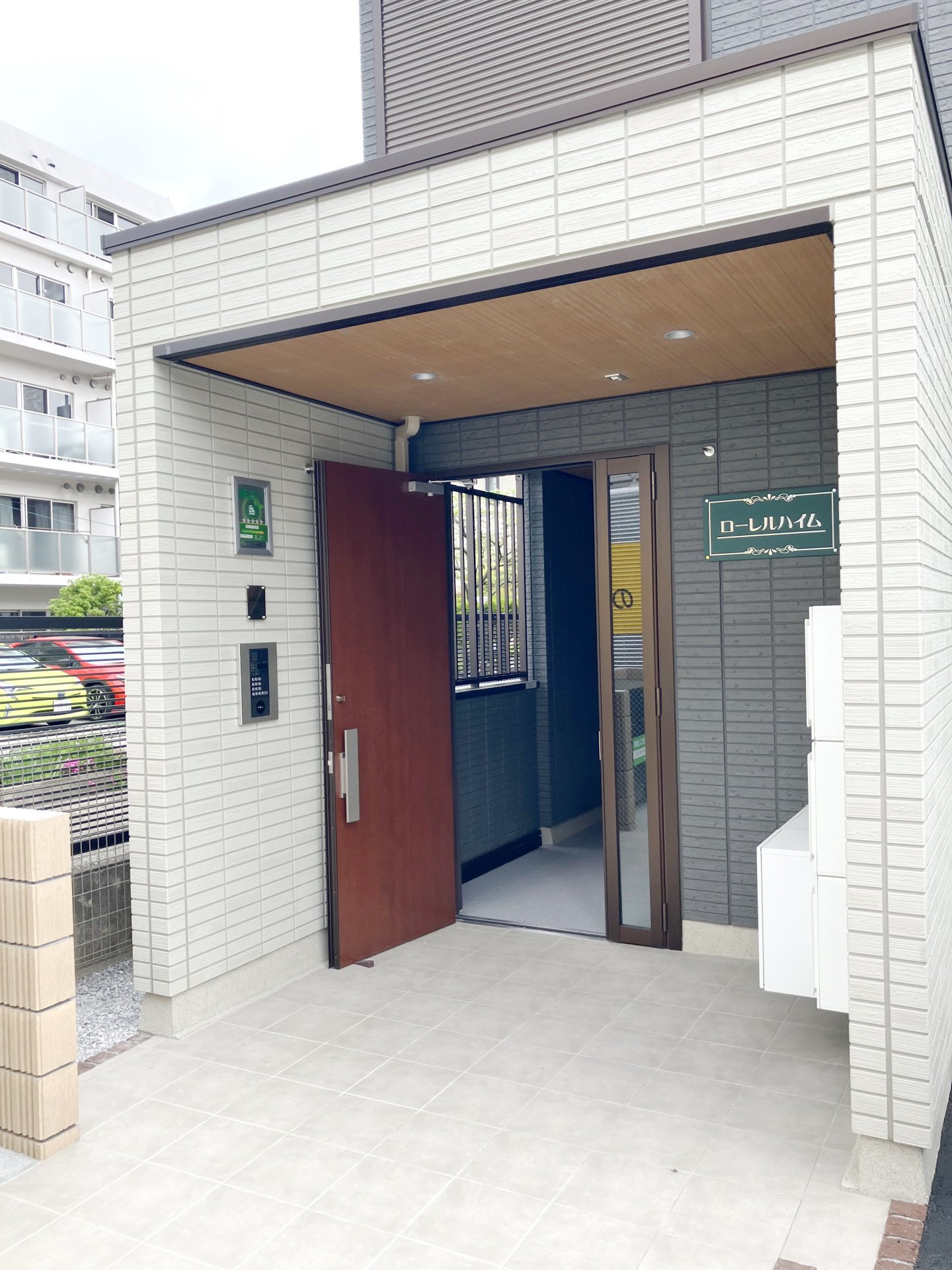 建物エントランス