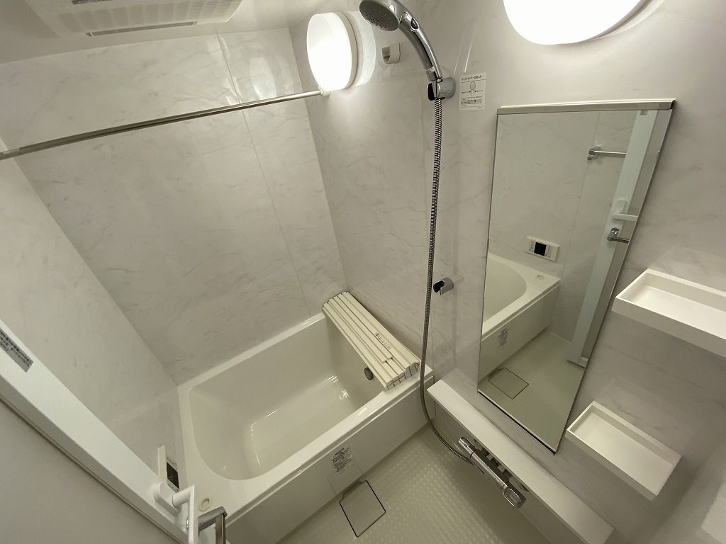 シャワールーム