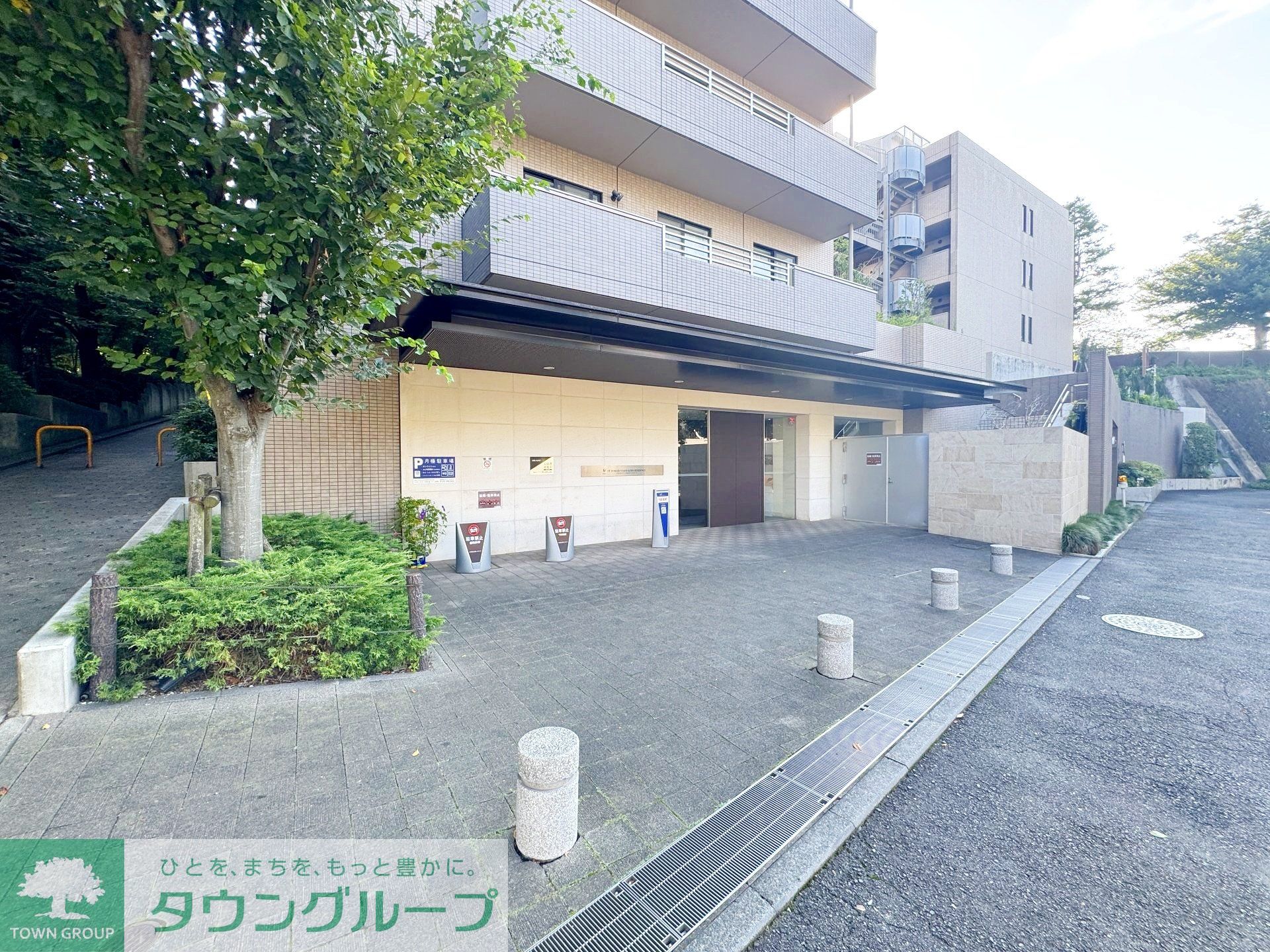 建物エントランス