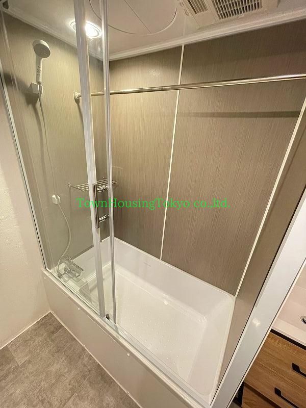 シャワールーム