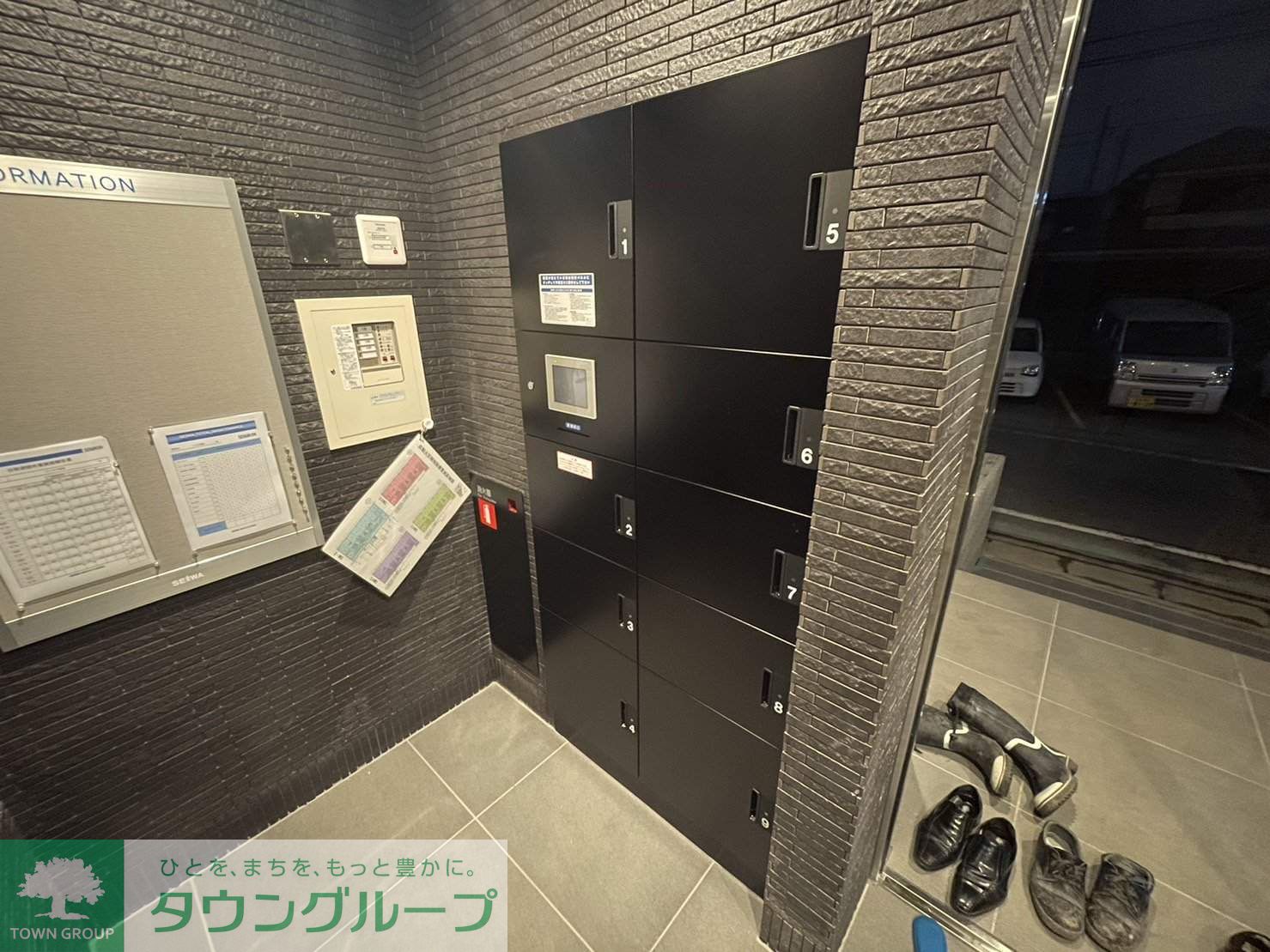 建物エントランス