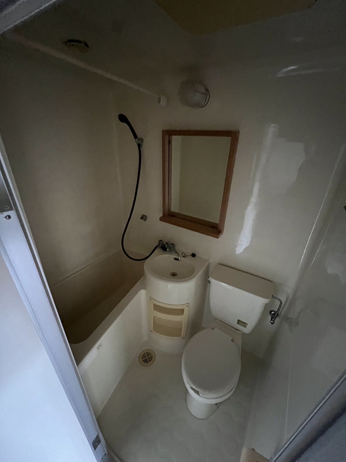 シャワールーム