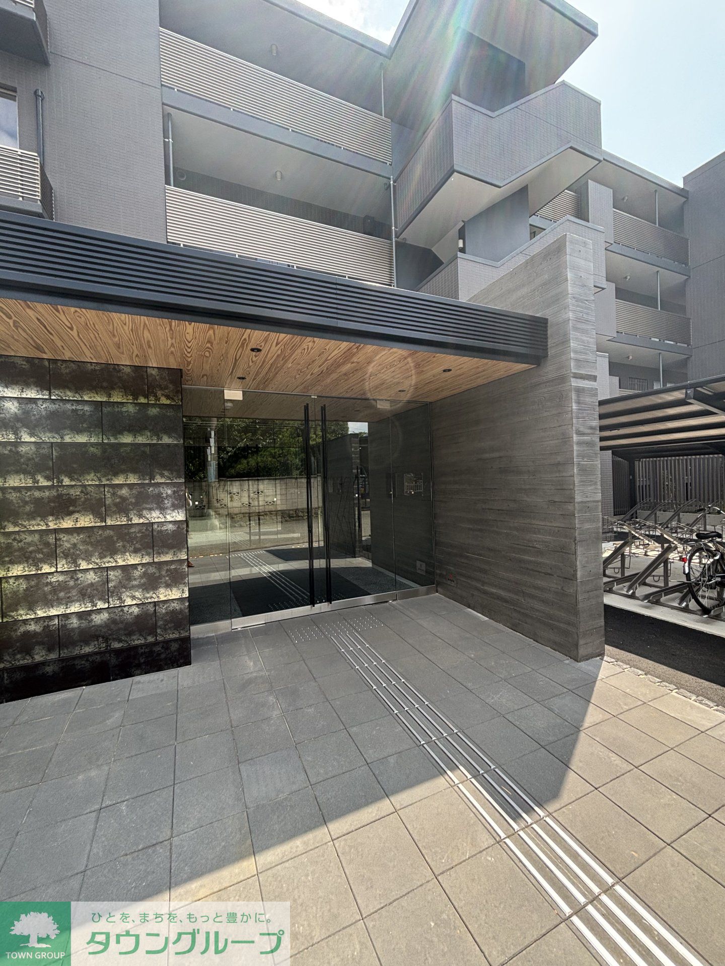 建物エントランス