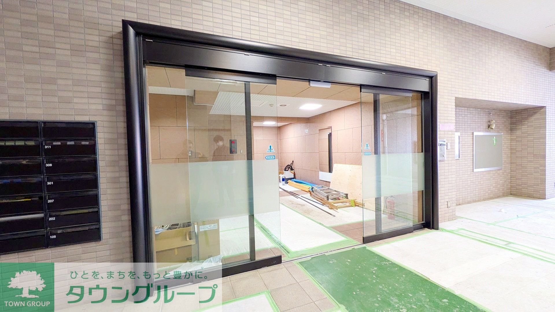 建物エントランス