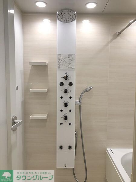シャワールーム
