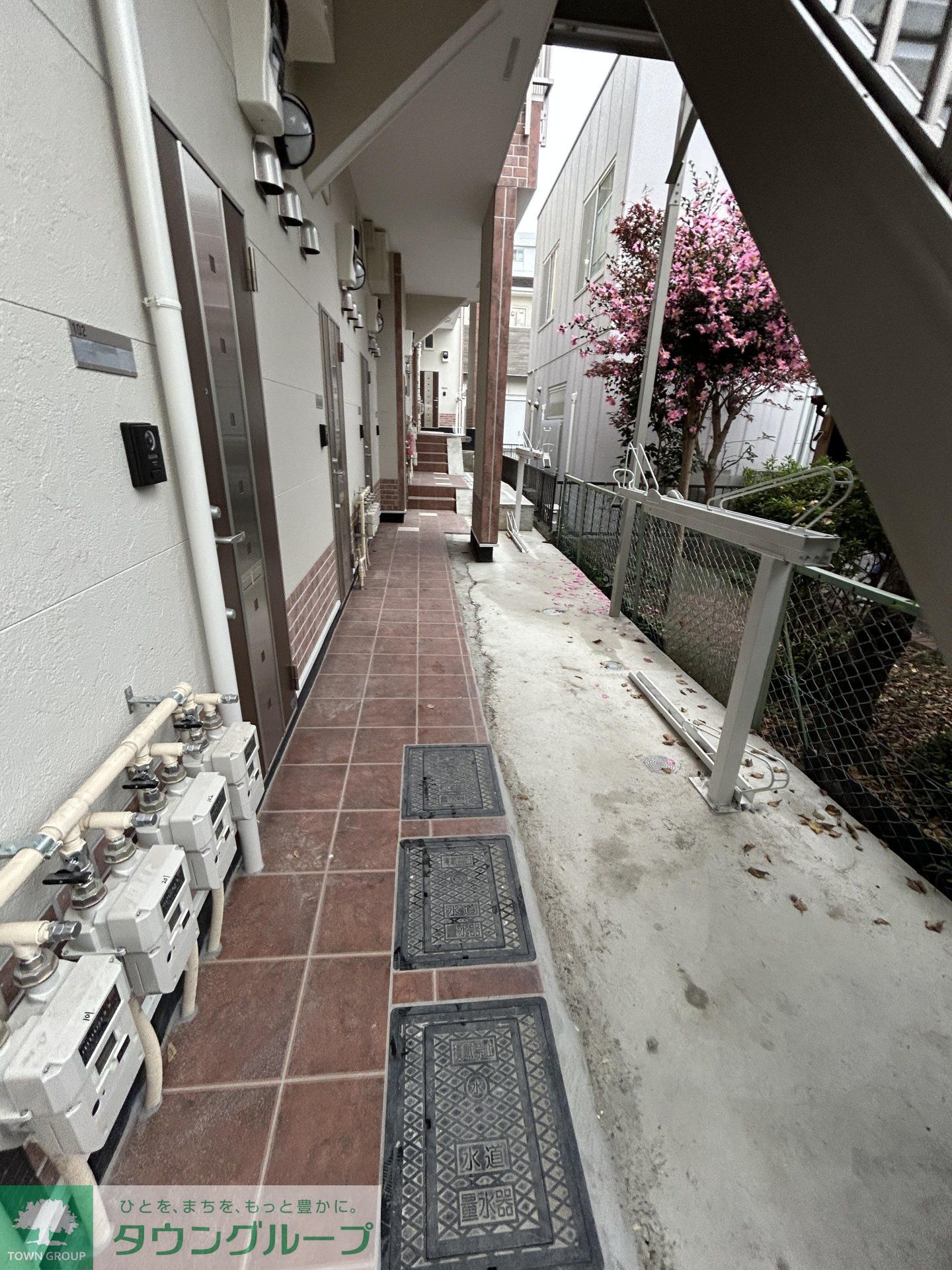 建物エントランス