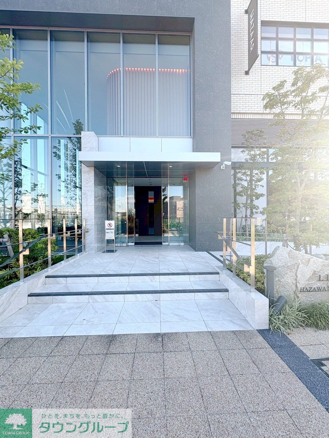 建物エントランス