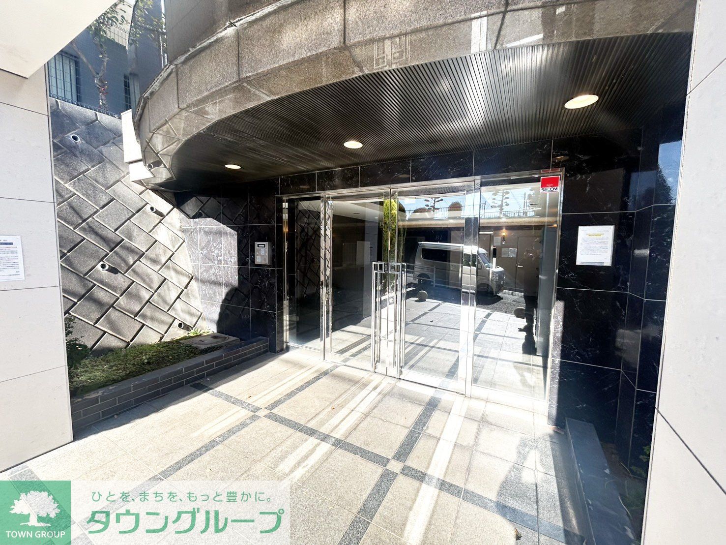 建物エントランス