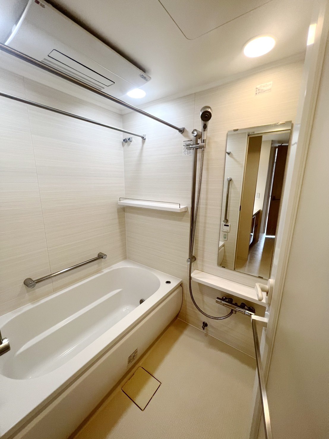 シャワールーム