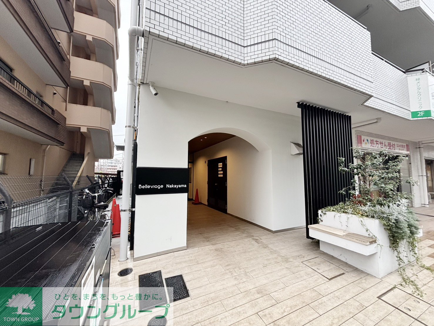 建物エントランス