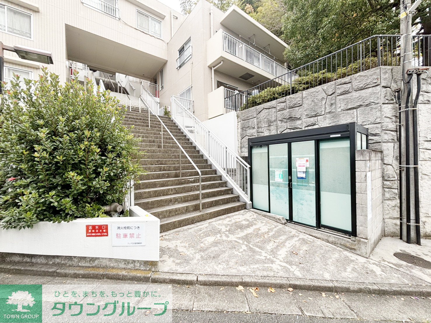 建物エントランス