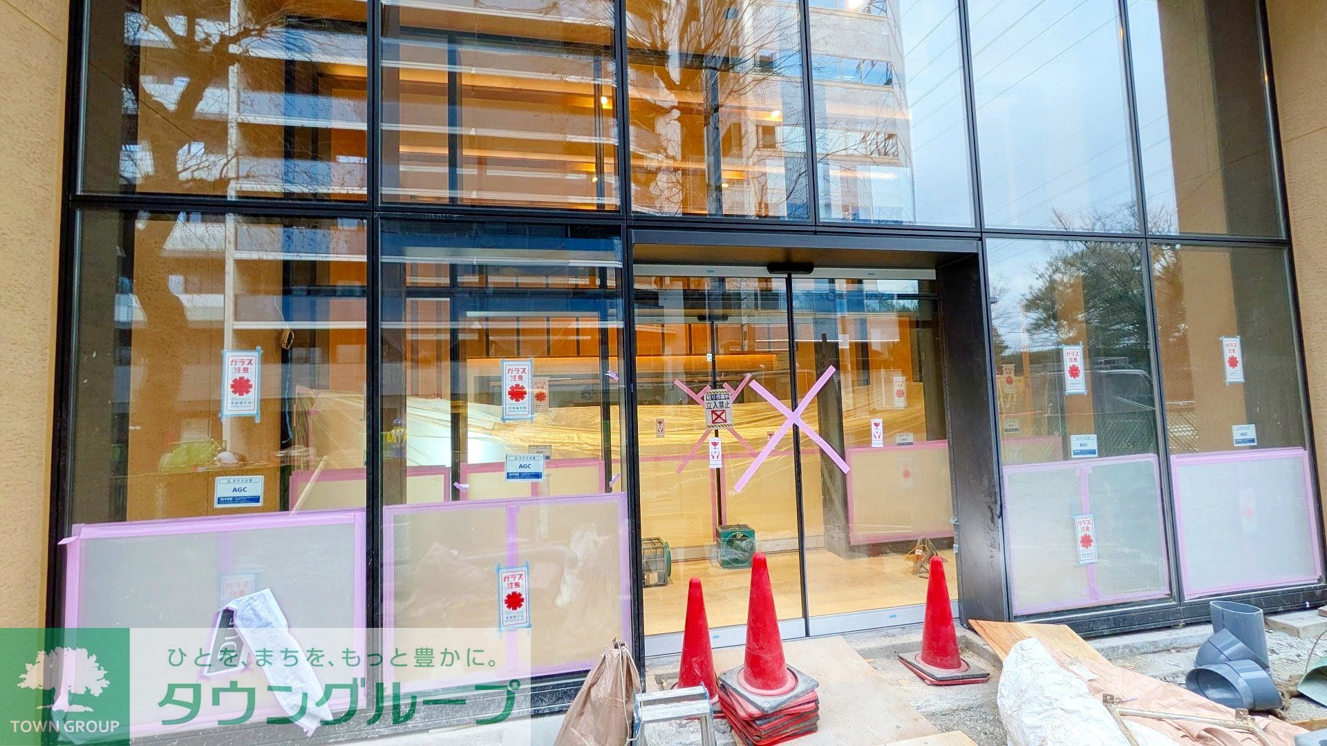 建物エントランス