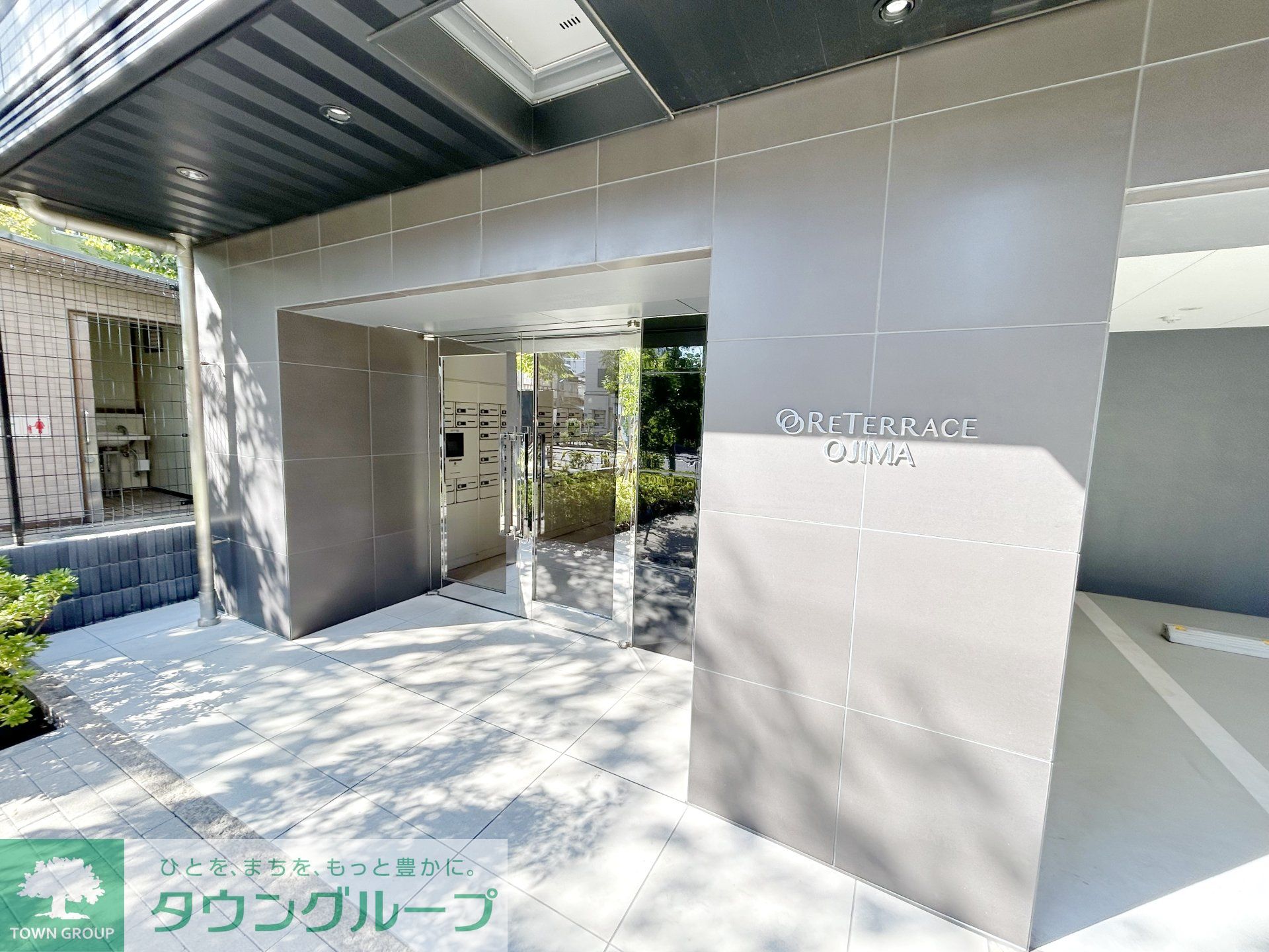 建物エントランス