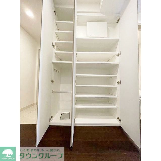 収納