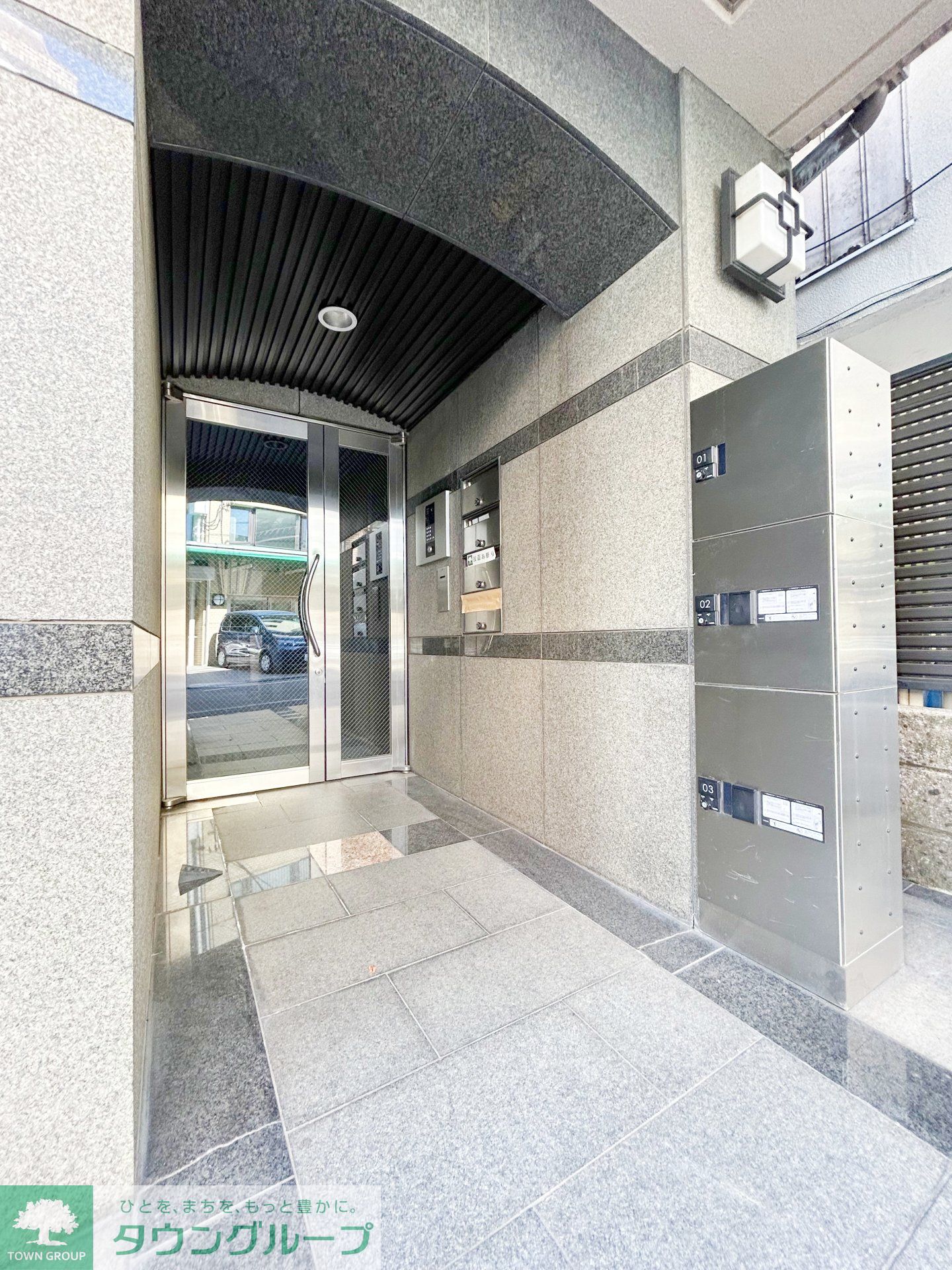 建物エントランス