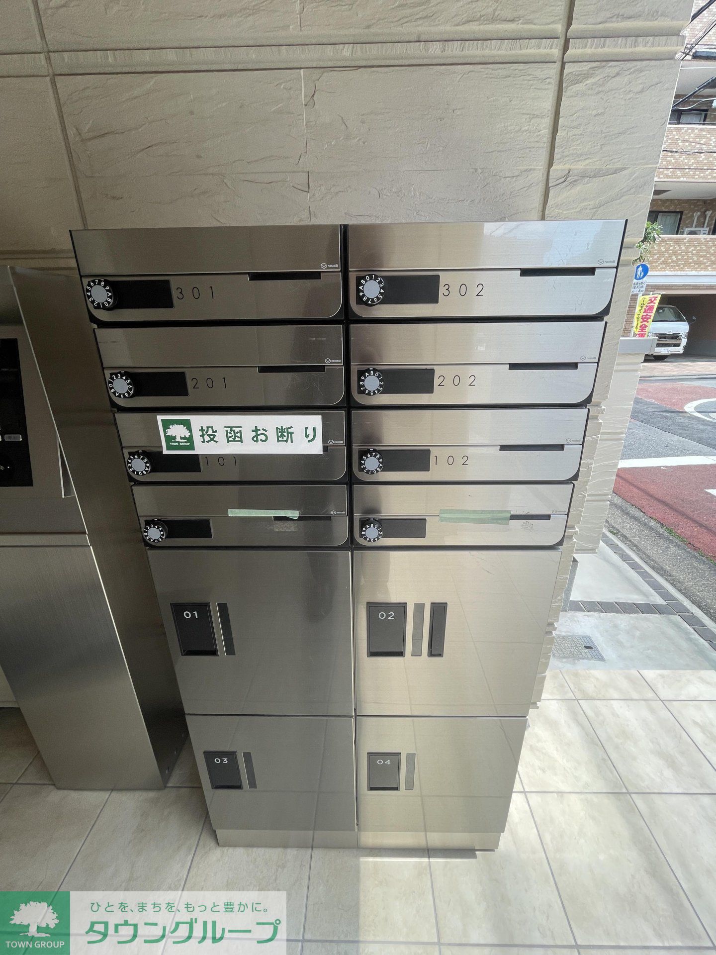 建物エントランス