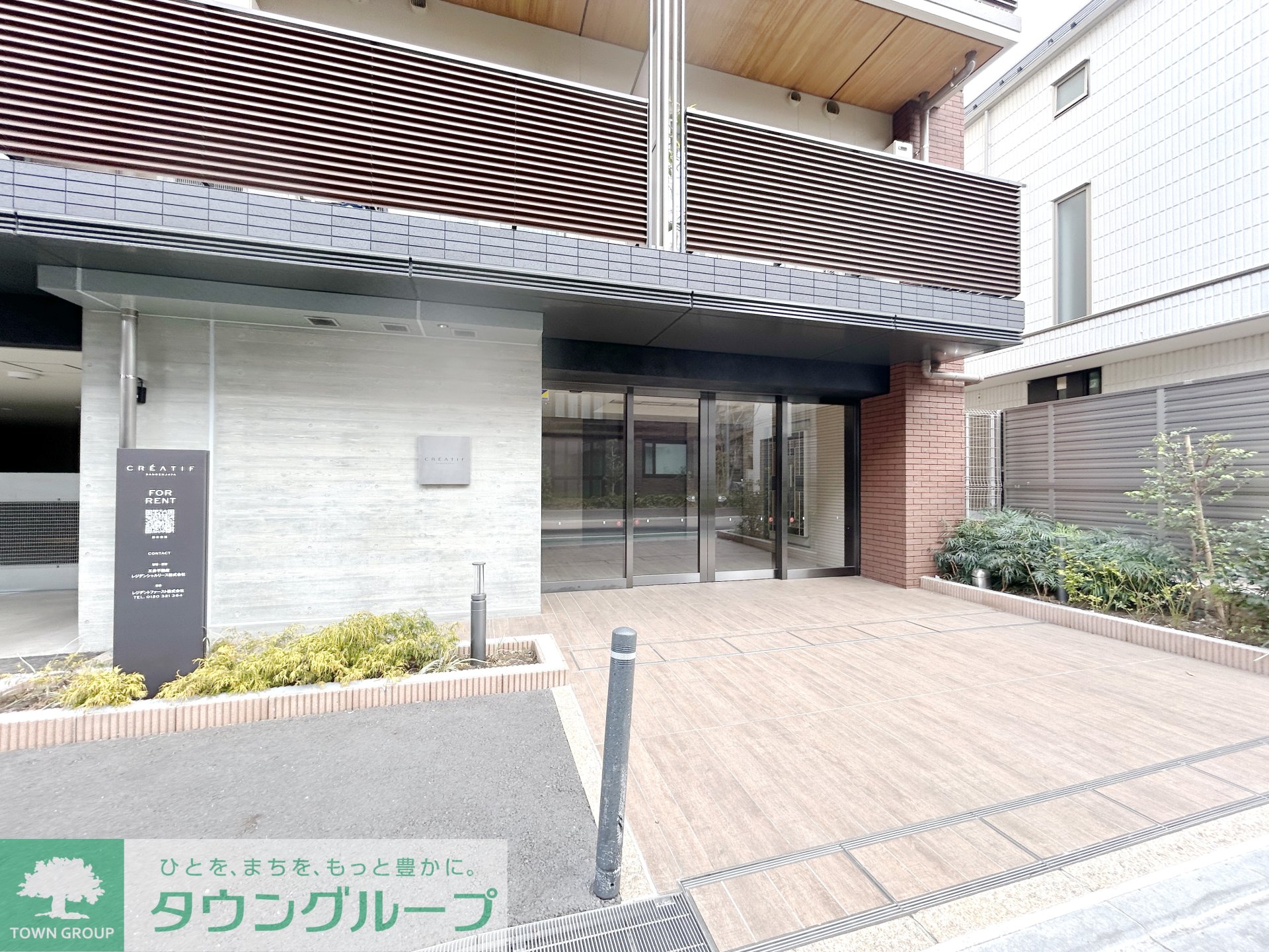 建物エントランス